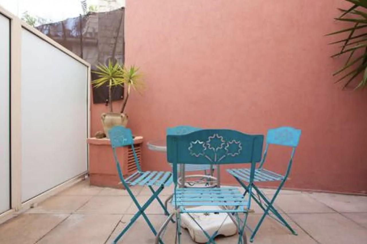 Apartment Studio Avec Terrasse A 200 M Du Palais Cannes