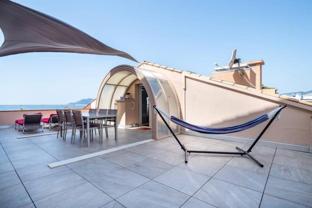 Appartement C009-duplex Avec Vue Sur Et Piscine Cannes