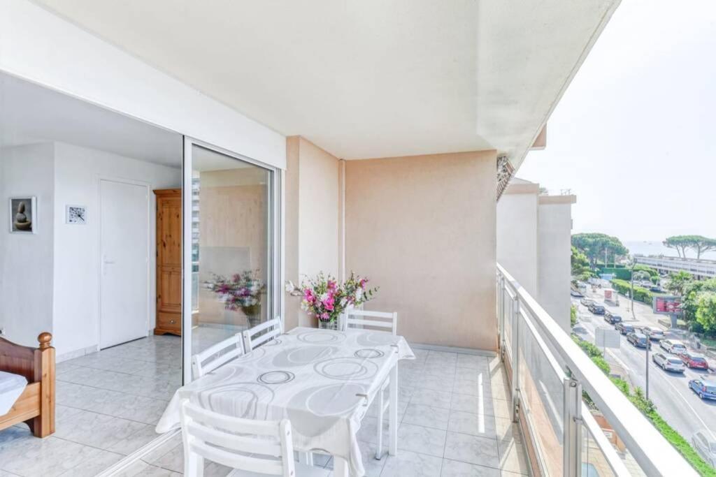 Appartement C009-duplex Avec Vue Sur Et Piscine Cannes