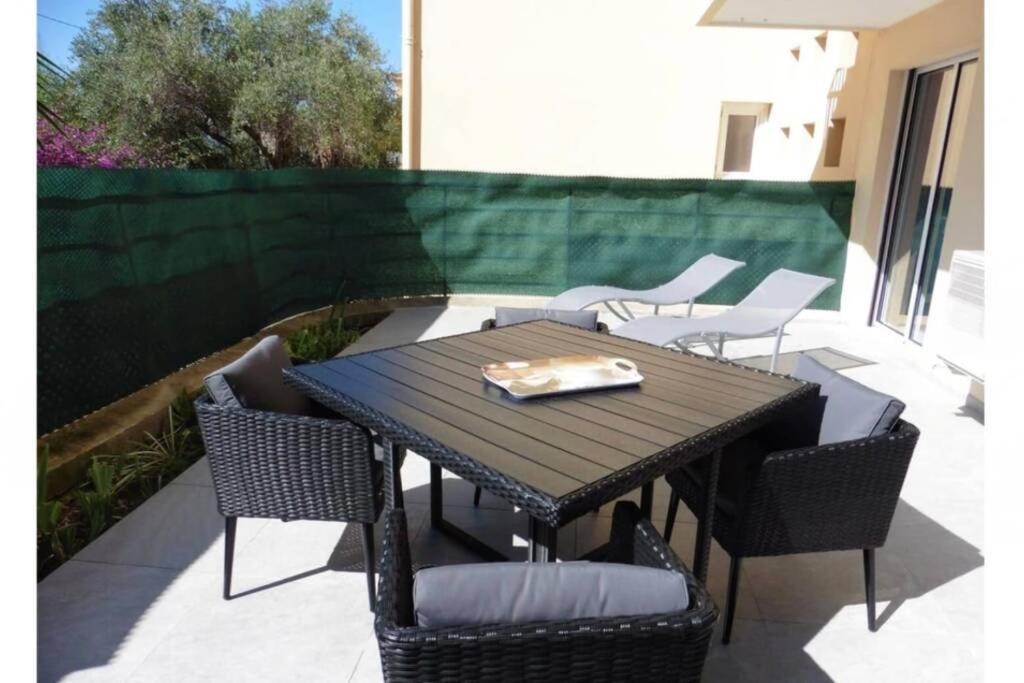 Apartamento Appt Moderne Avec Belle Terrasse Centre *