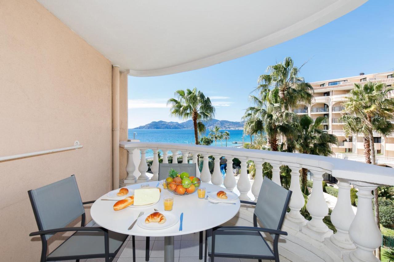 Zahara Yourhosthelper * Cannes