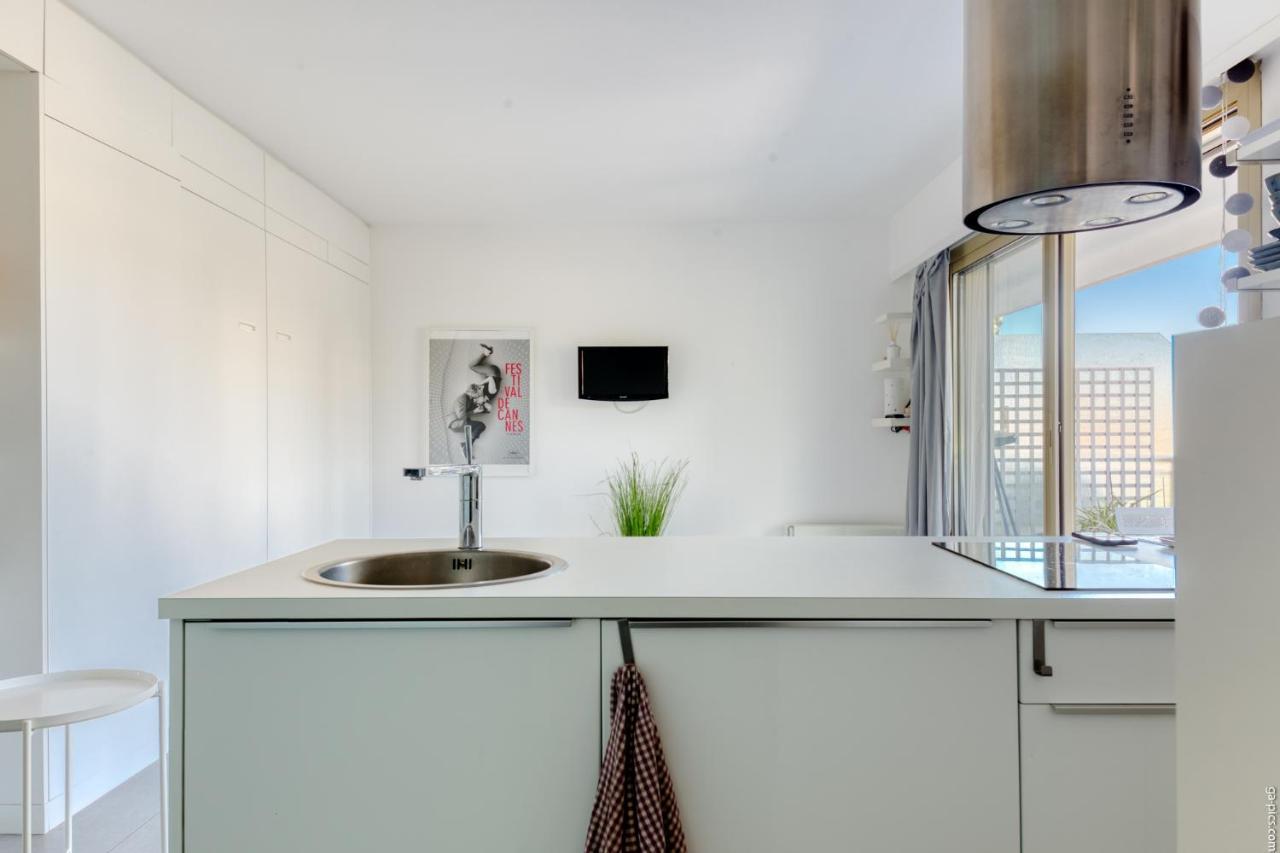 Modern Design Studio - Piscine - Standing - Clim - Wifi - Terrasse * Cannes