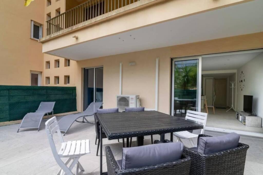 Appt Moderne Avec Belle Terrasse Centre * Cannes