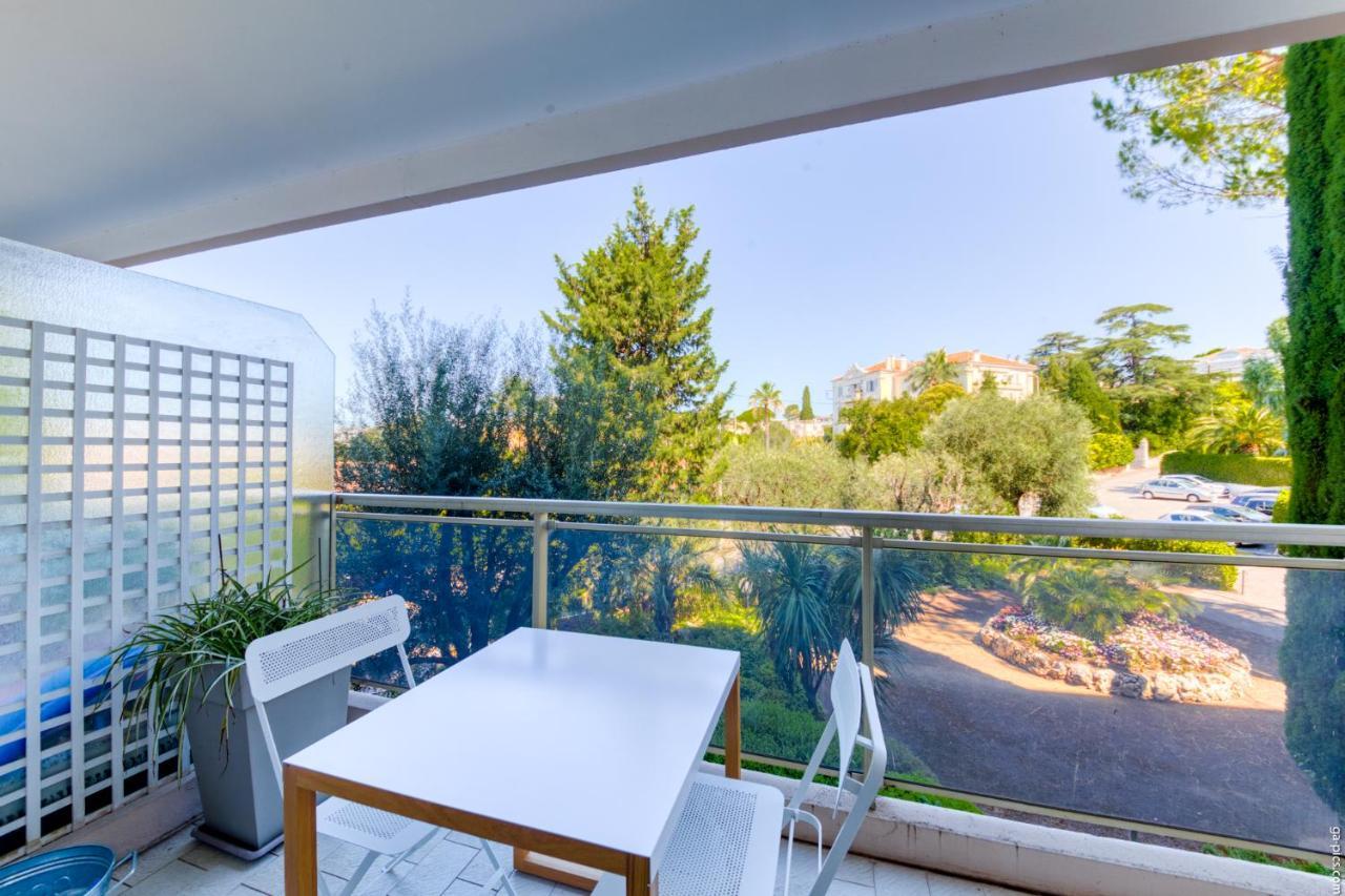 Apartment Modern Design Studio - Piscine - Standing - Clim - Wifi - Terrasse *