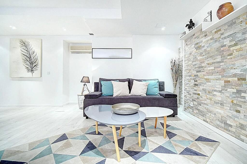 Le Jo - Terrasse - Wifi - Verrière Côte D'azur Apartment *
