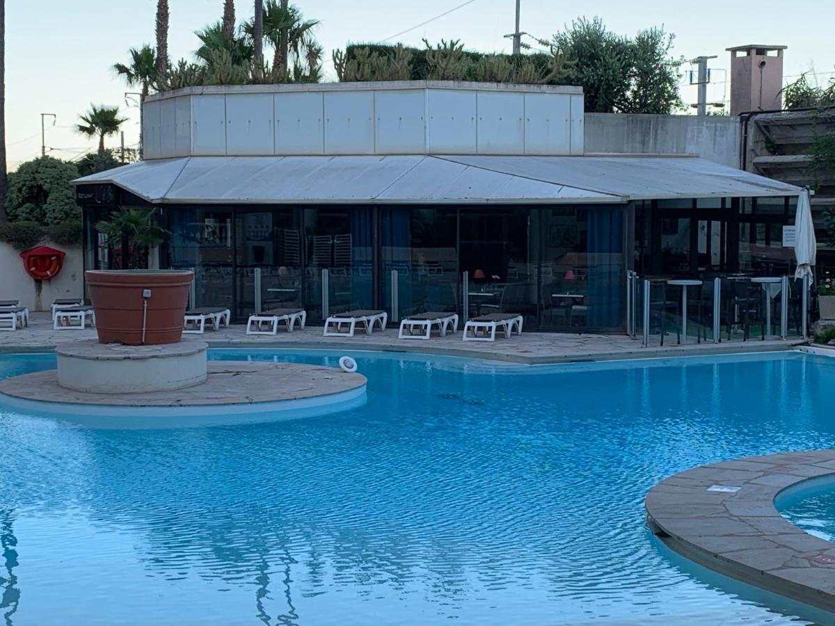 Le Palm Azur - Vue Sur Les Iles De Lerins Cannes