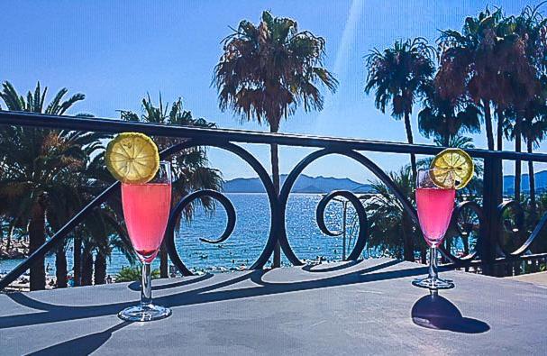 On The Croisette With Beautiful Sea View Apartment Cannes