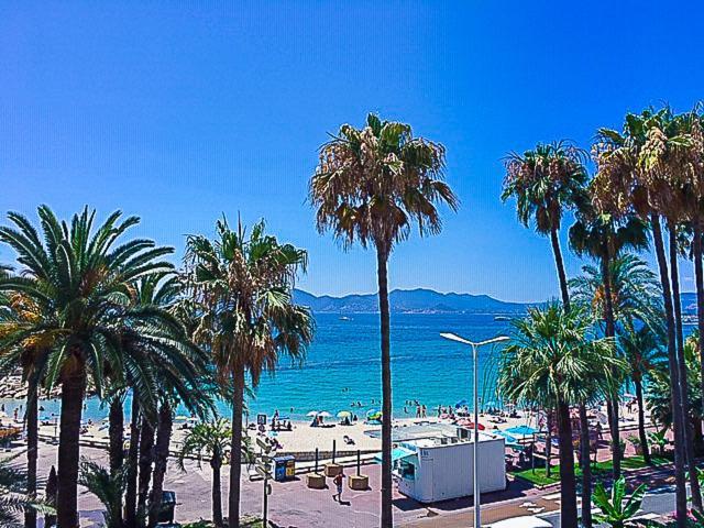 On The Croisette With Beautiful Sea View * Cannes