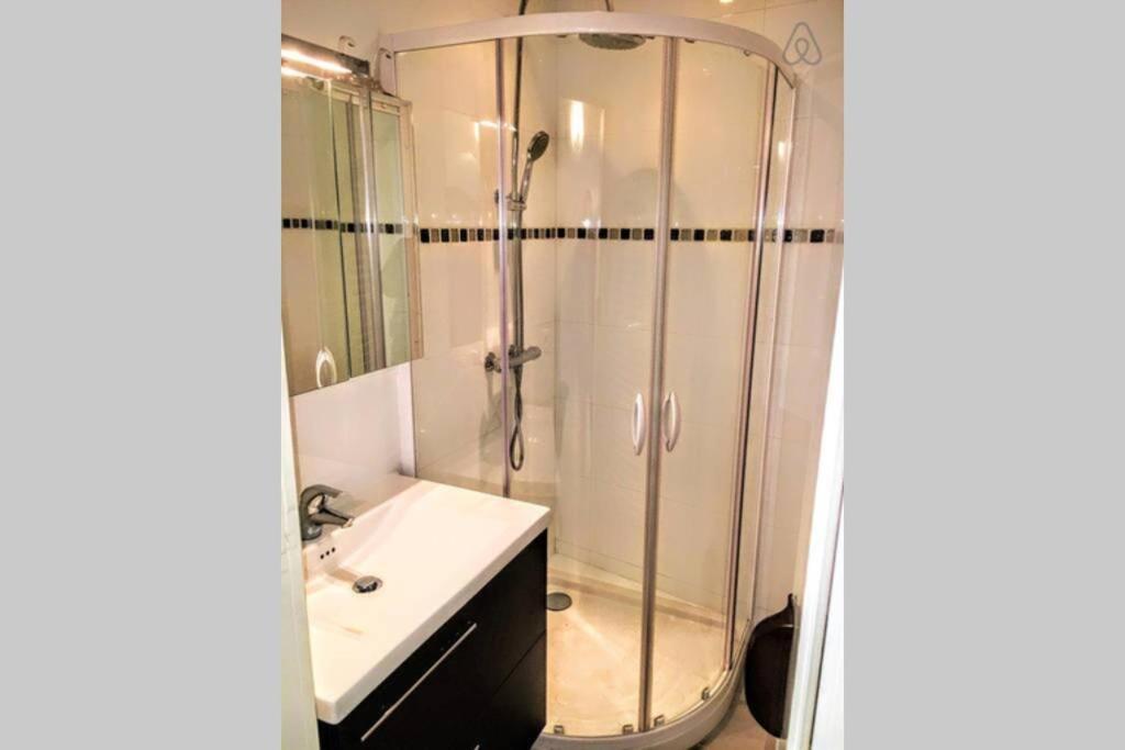 Apartamento C038-elegant A Few Steps From Beaches - Le Suquet
