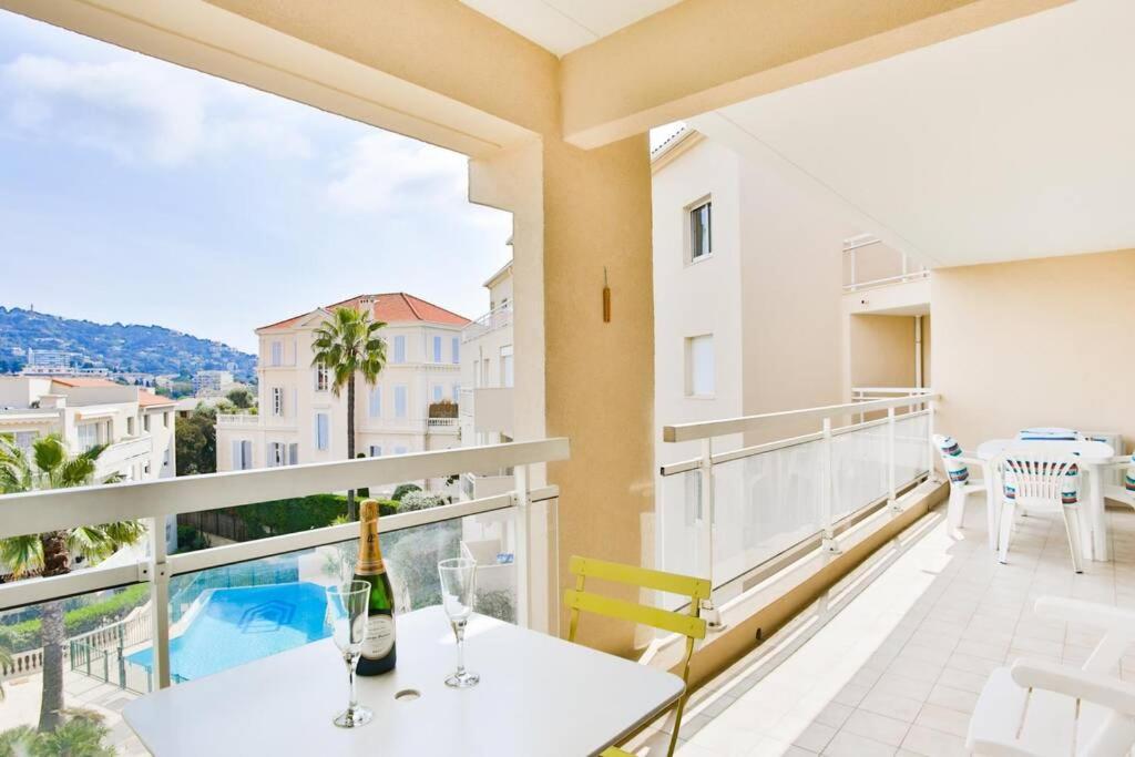 Bright One Bdrm A/c-swimming Pool/congress By Olidesi Appartement *