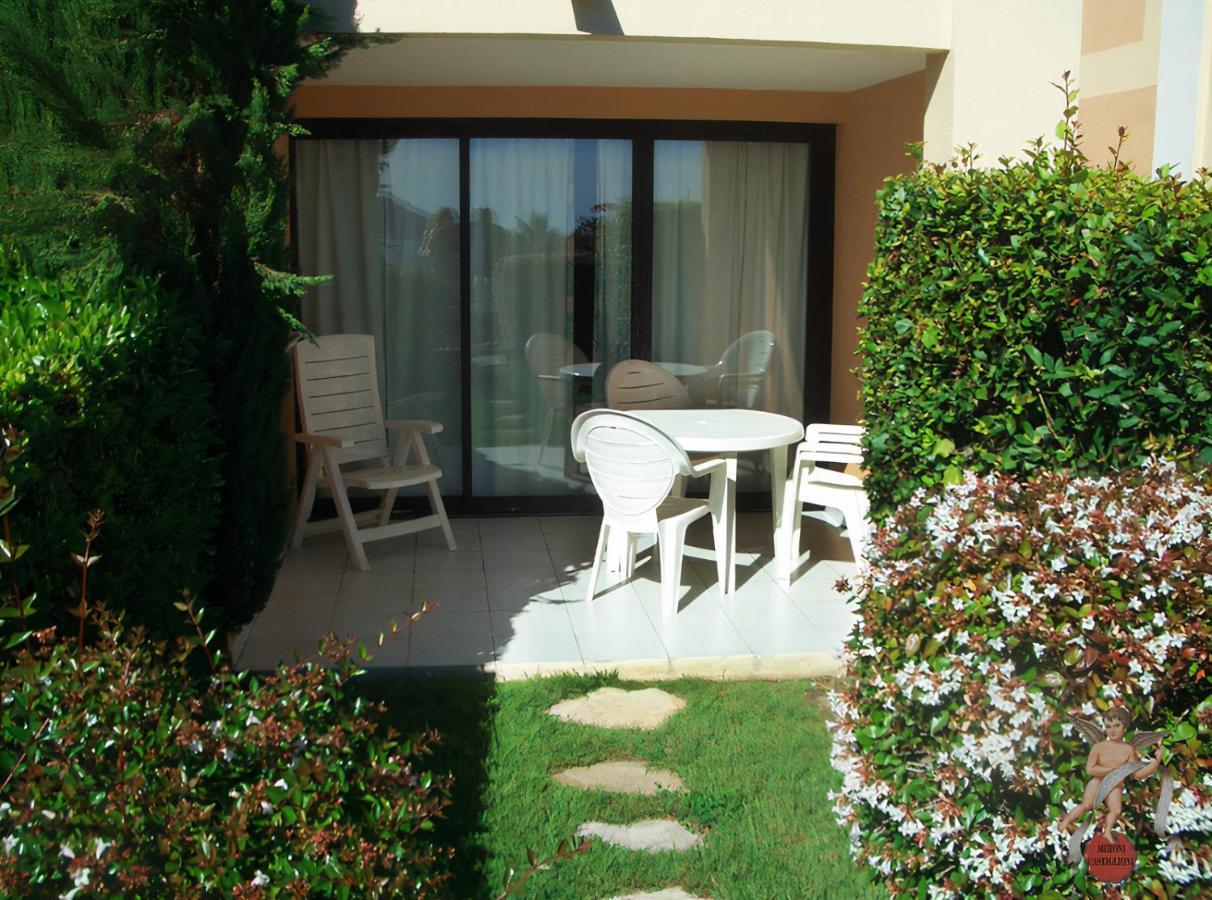 Holiday home Chagall 330 *