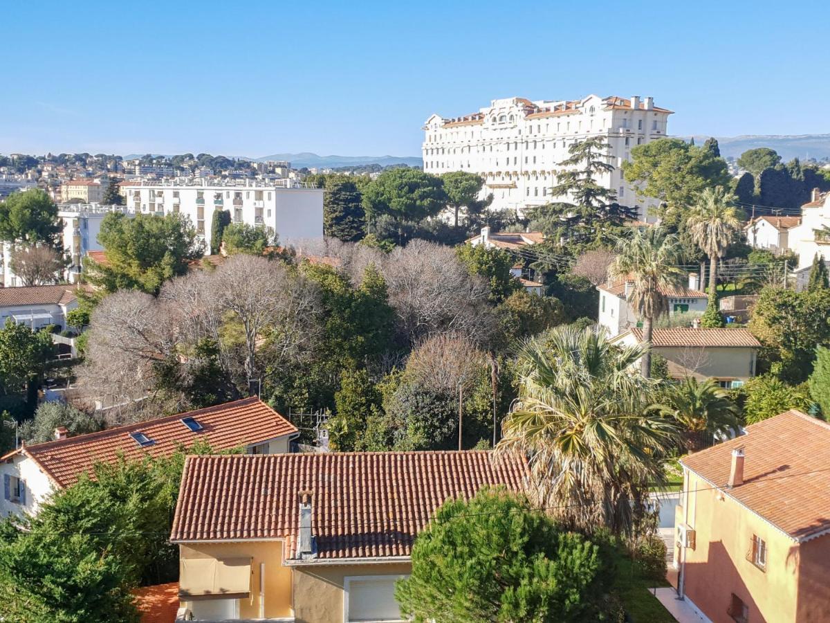 Apartment Le Floriana By Interhome