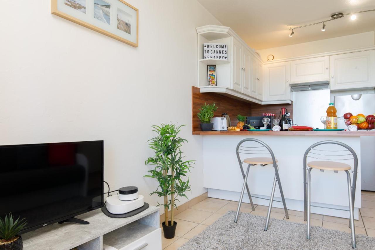 Sea Side Yourhosthelper Apartment *