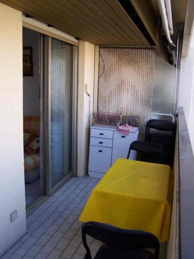 Comfortable Flat With Balcony Centre