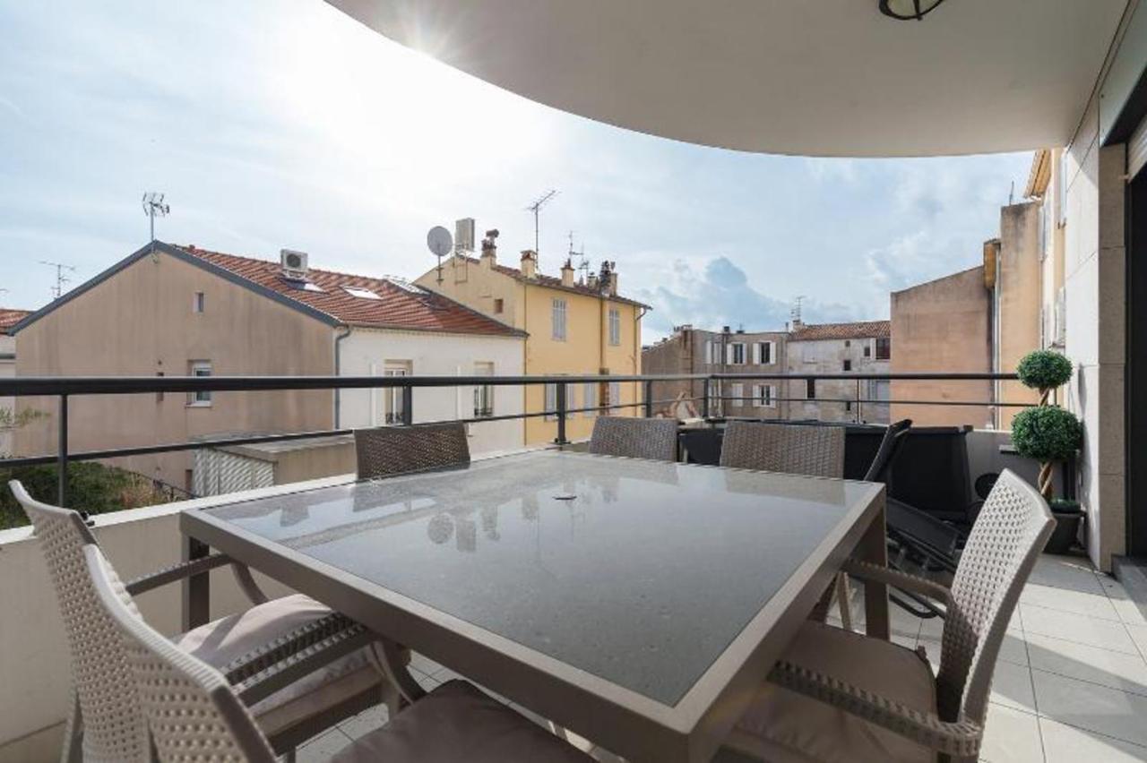 Apartment De Charme à Cannes: Terrasse Privée
