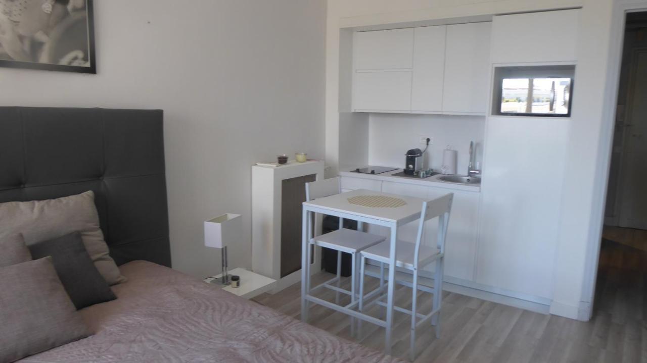 Palais Miramar 65 Bd De La Croisette *