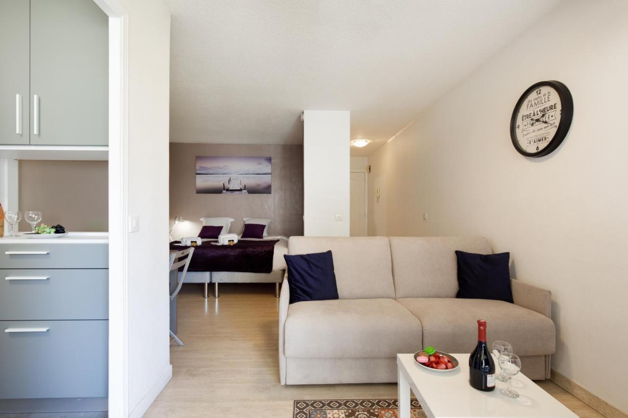 Antares S Yourhosthelper Apartment *
