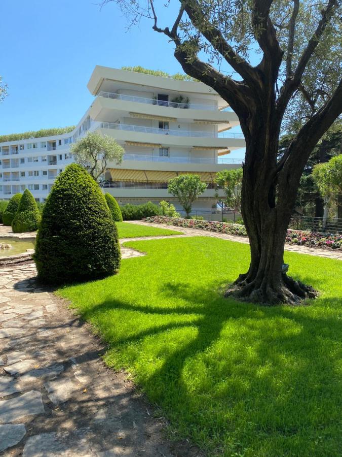 Apartment Studio Terrasse - Piscine- Tennis Cannes
