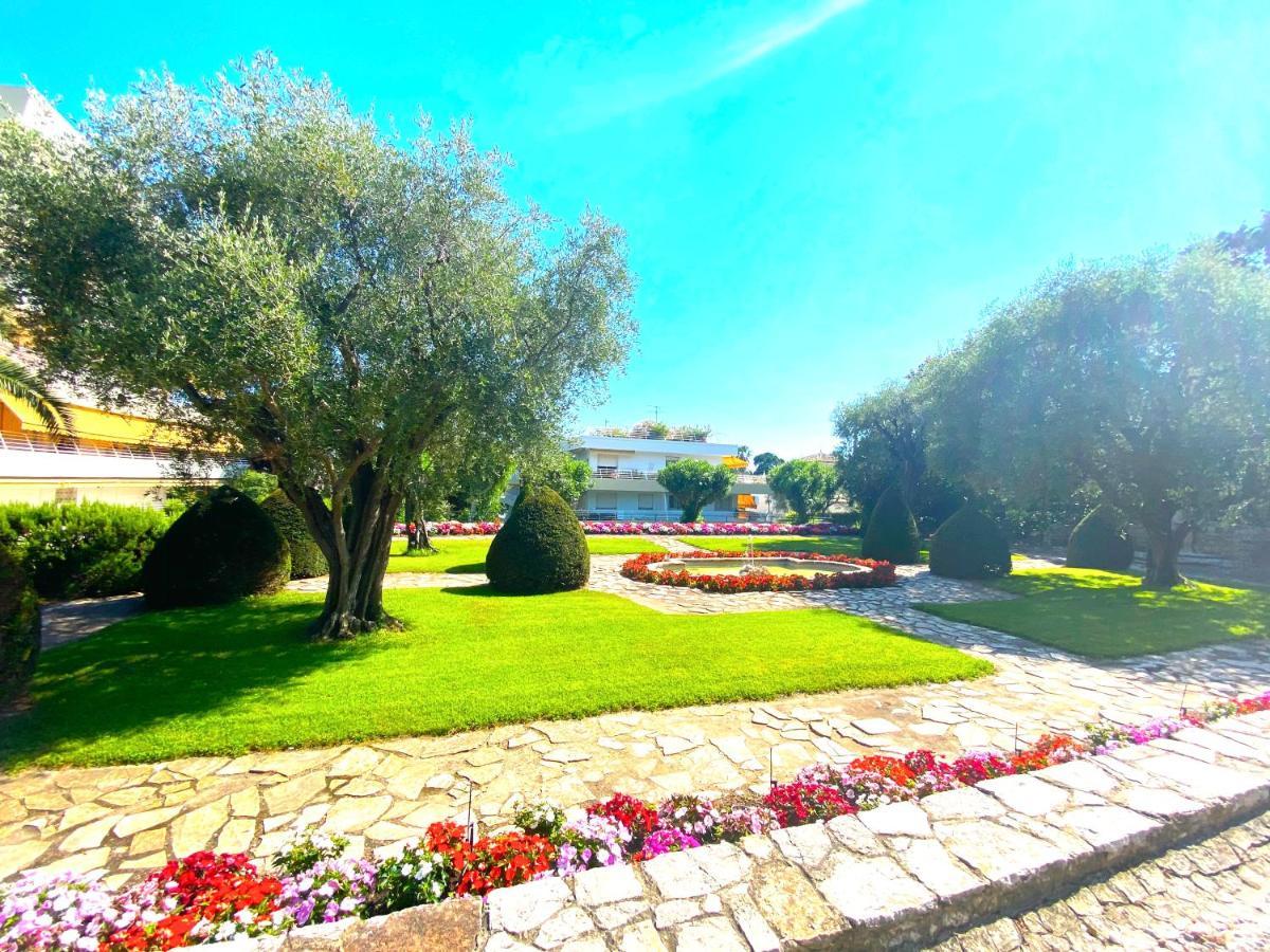 Studio Terrasse - Piscine- Tennis Apartment *