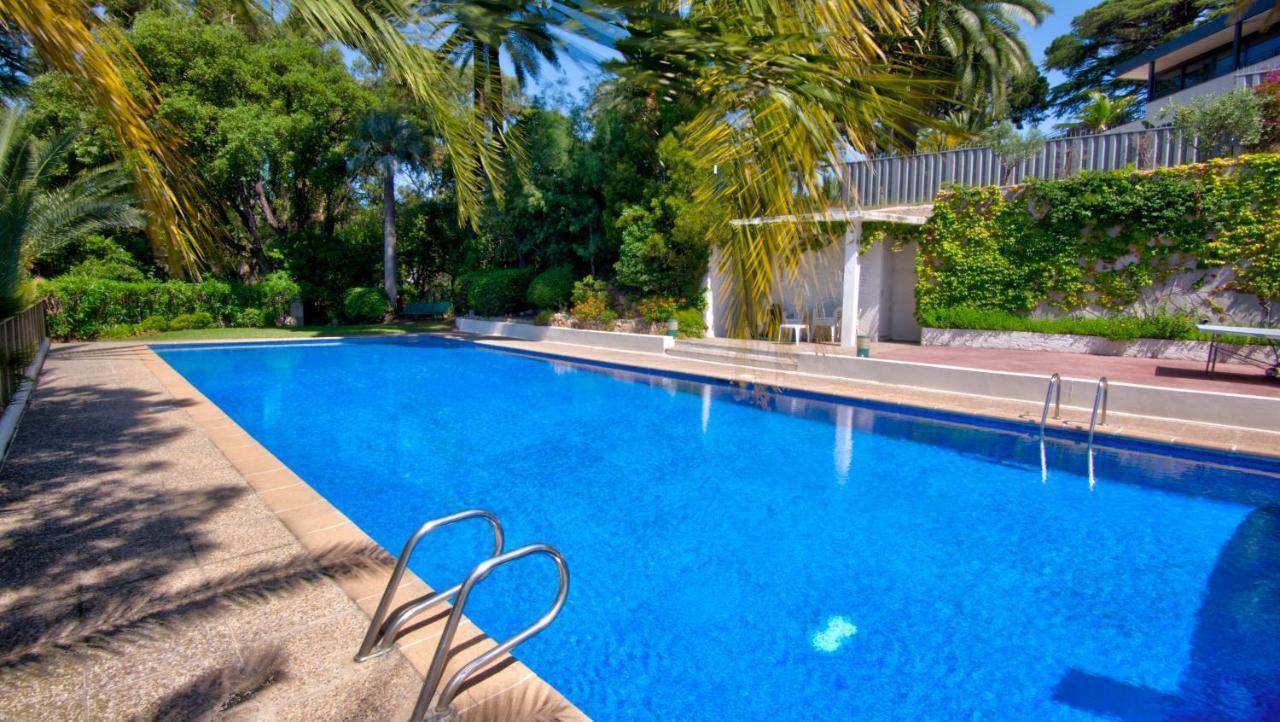Beau T2 Dans Avec Piscine Proche + Pk Apartment *