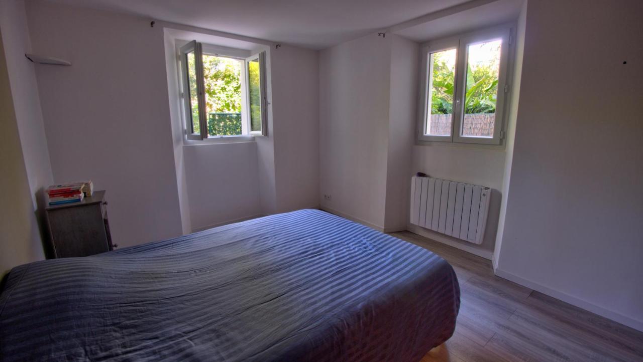 Apartment Beau T2 Dans Avec Piscine Proche + Pk *