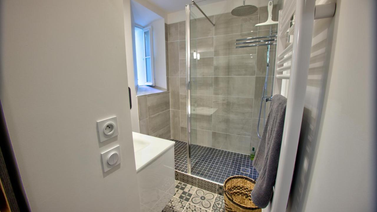 Beau T2 Dans Avec Piscine Proche + Pk Apartment