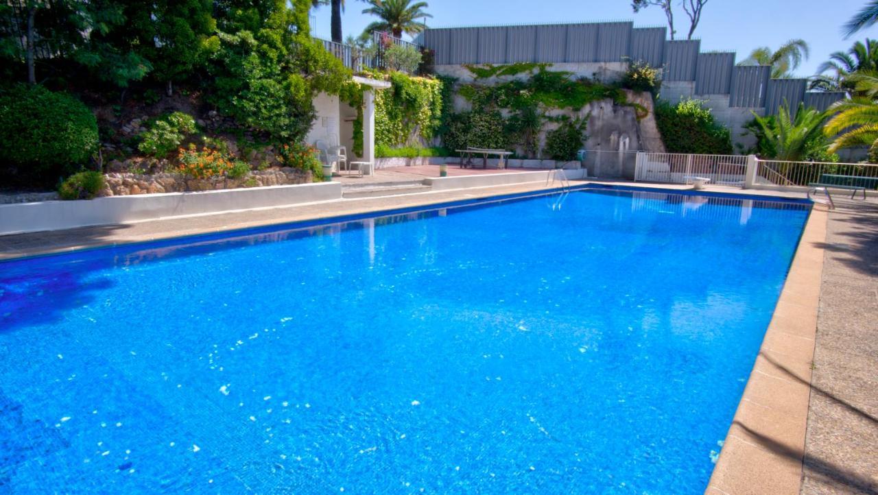 Apartment Beau T2 Dans Avec Piscine Proche + Pk