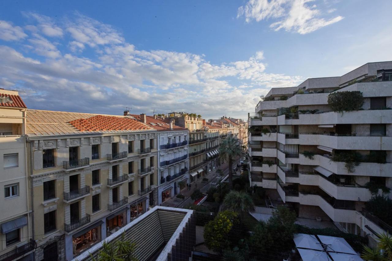 Prive Vue Centre Gray D'albion *