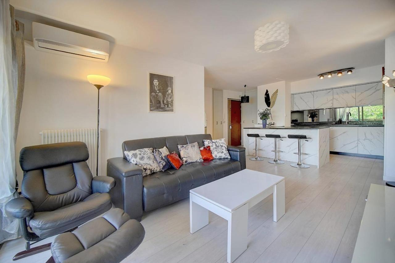 Immogroom - 2 Br- Bright - Terrace - Wifi - Air Conditioning * Cannes