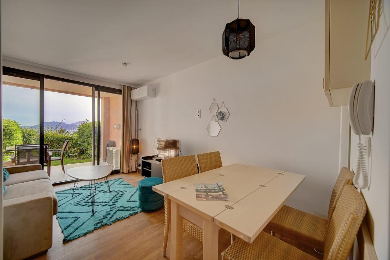 Immogroom - 2 - Renovated - Pool - Air Conditioning - Parking - Apartment *