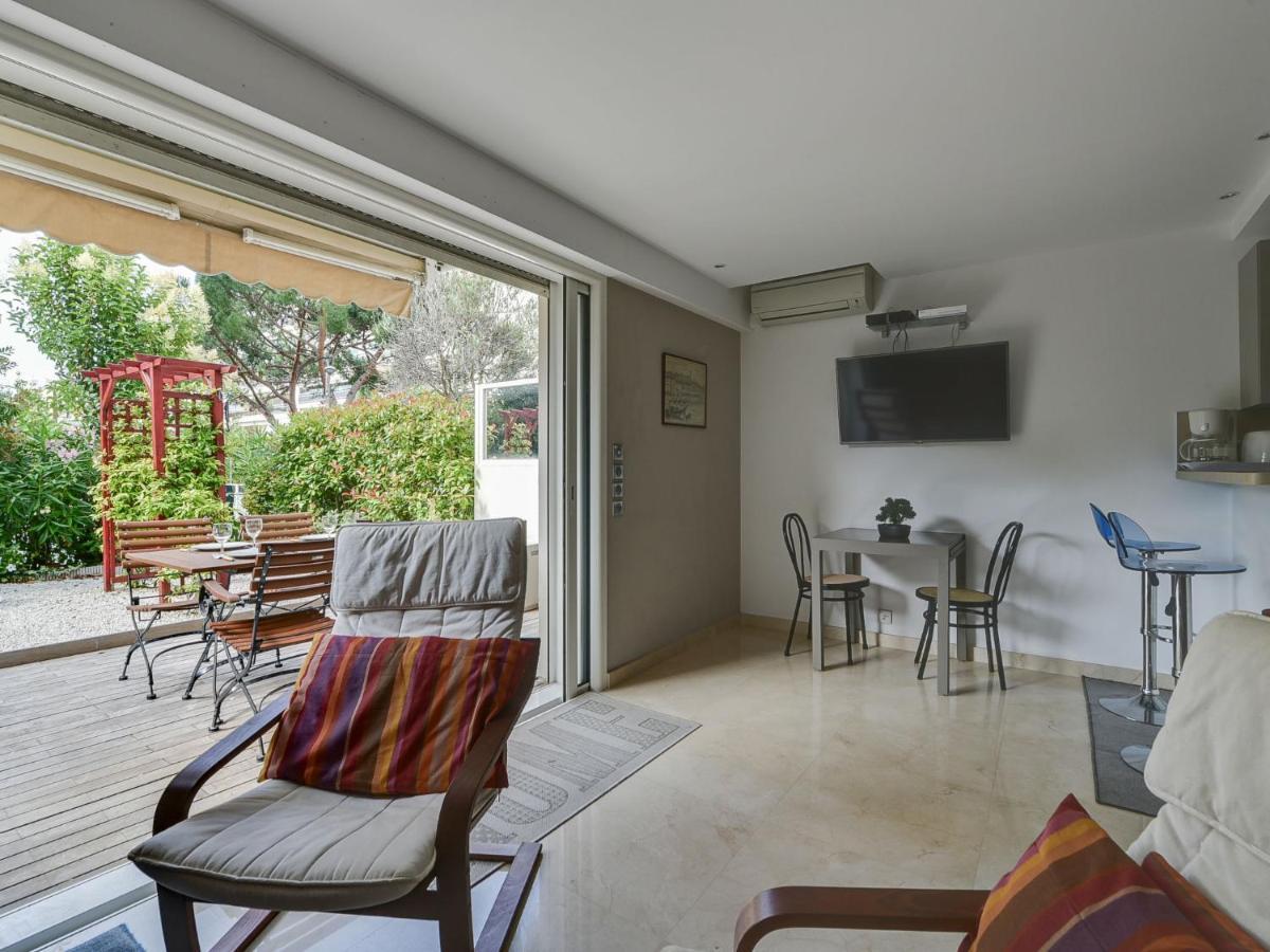 Schneider Apartment *