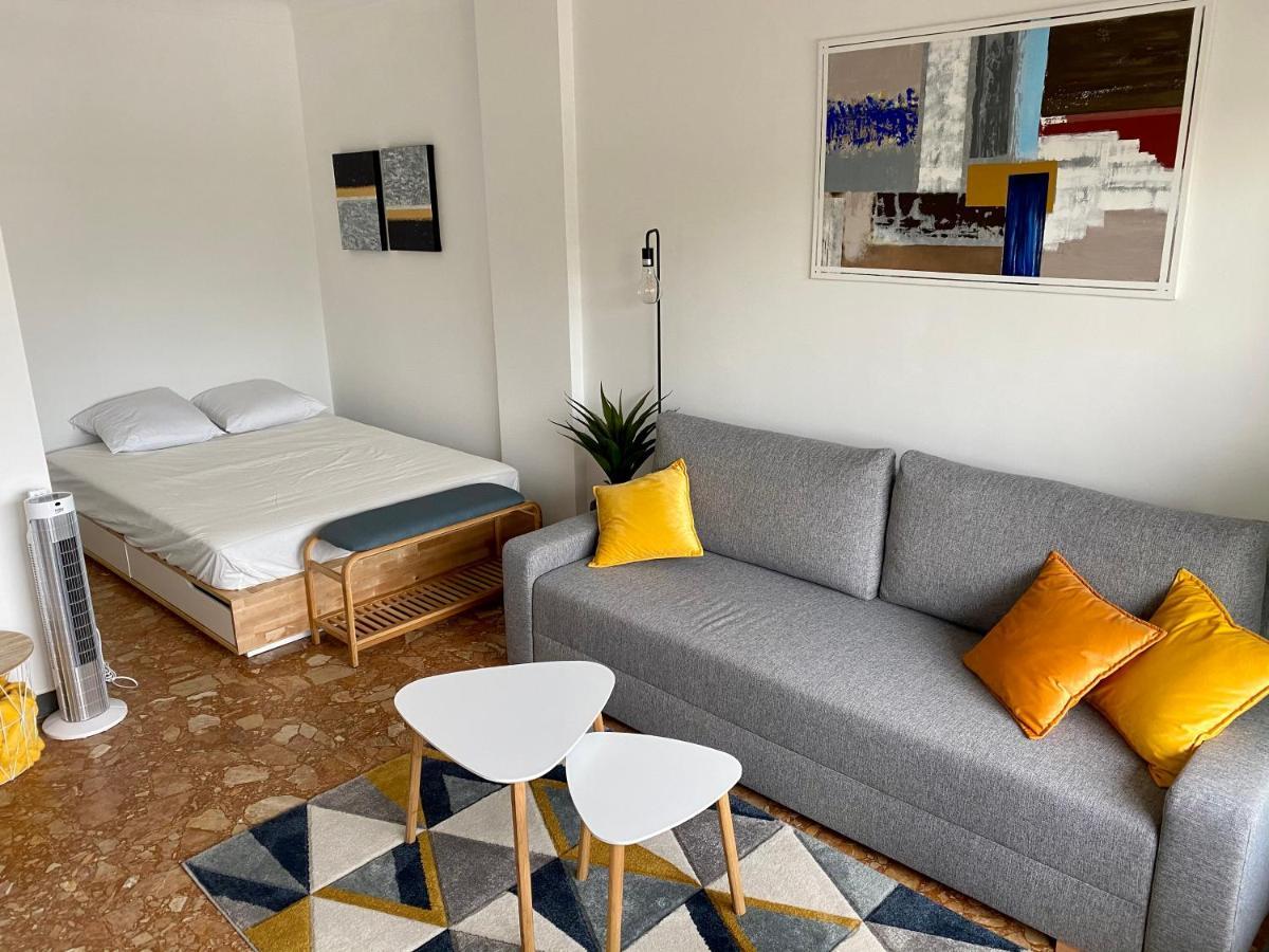 Apartment Studio With Terrasse, 5min Walking To The Croisette And Cannes