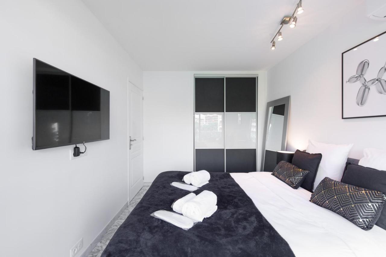 Phoenix Yourhosthelper Apartamento *
