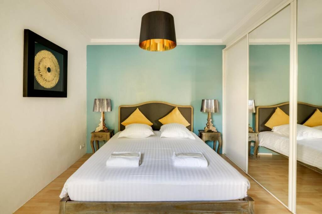 C059-splendid With Air Conditioned - Cannes