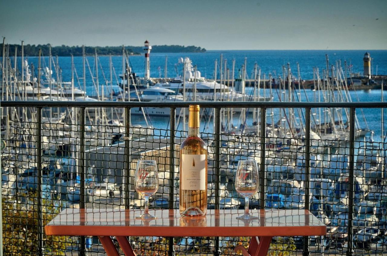 Exceptionnel 3 Pieces Avec Terrasse Vue Sur Vieux Port Centre L! A2b195 * Cannes