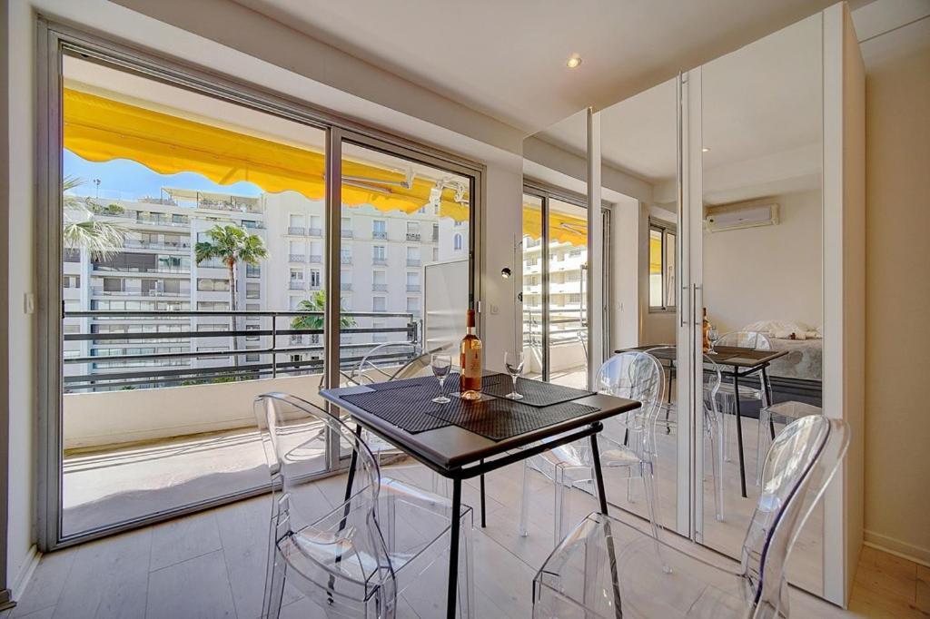 Moderne Et Lumineux Proche Croisette A0b132 * Cannes