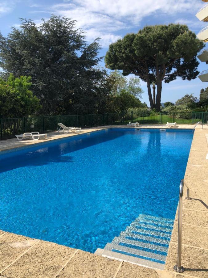 Apartment Studio Terrasse - Piscine- Tennis Cannes