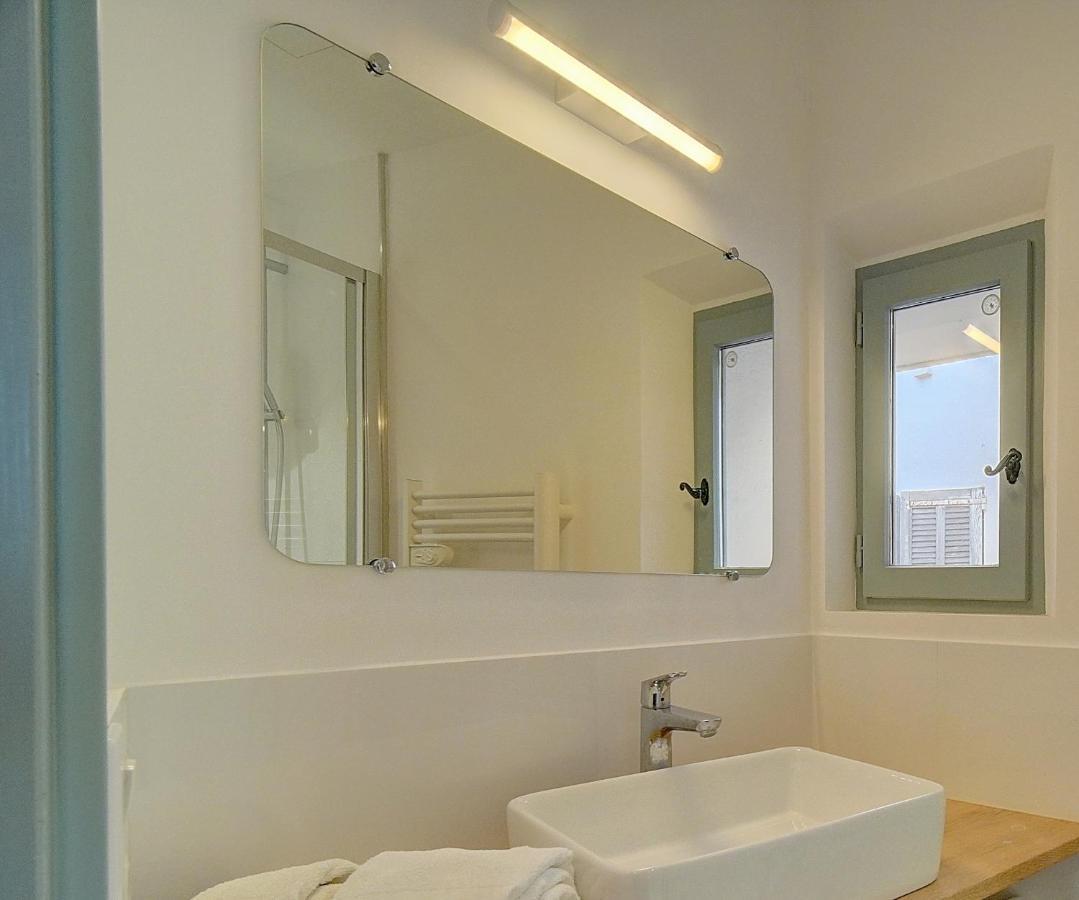 Exceptionnel 3 Pieces Avec Terrasse Vue Sur Vieux Port Centre L! A2b195