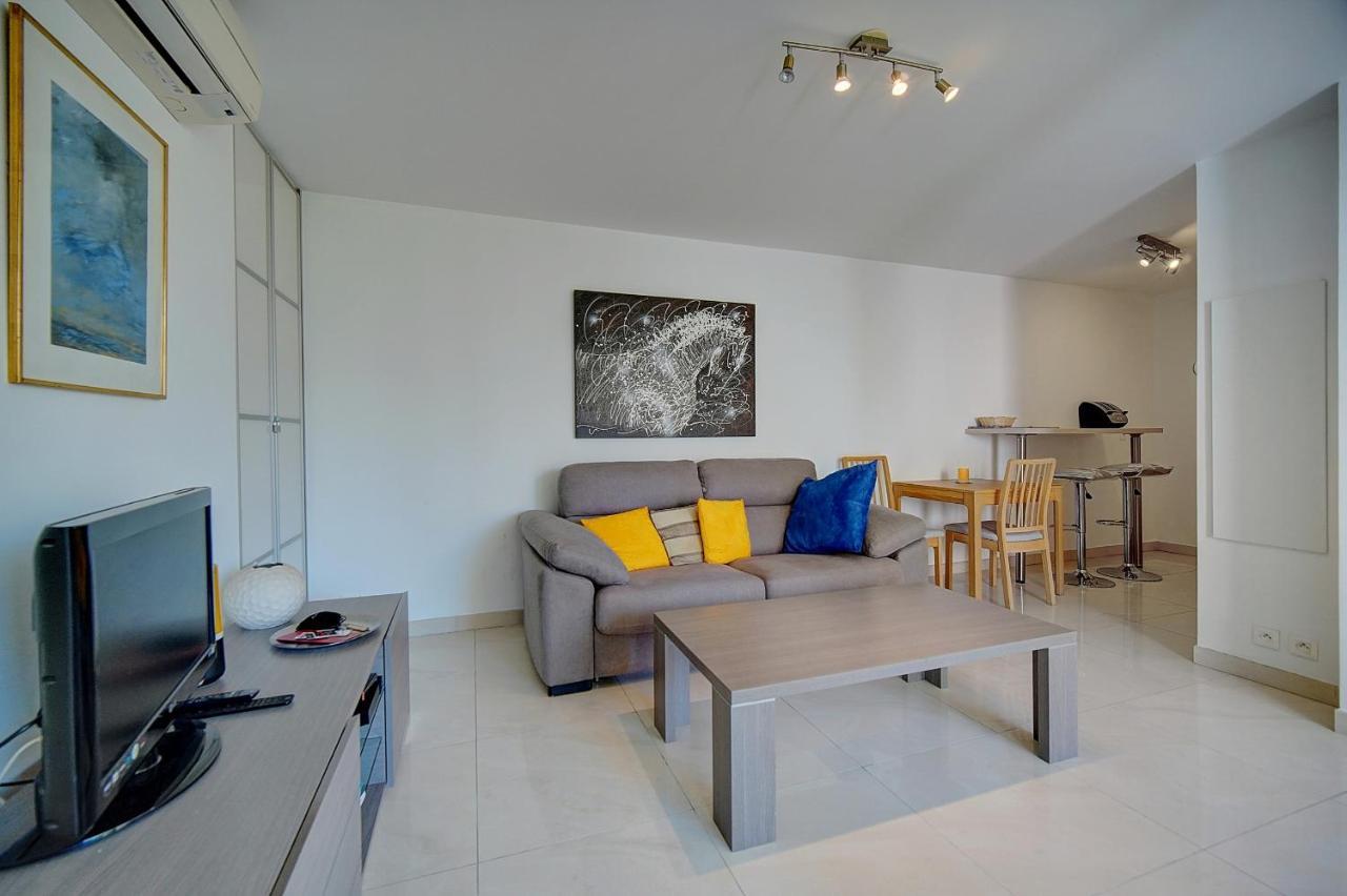 2 Pieces Moderne Avec Terrasse Et Parking A 3mn Des Plages !l- A1b230 Apartment *