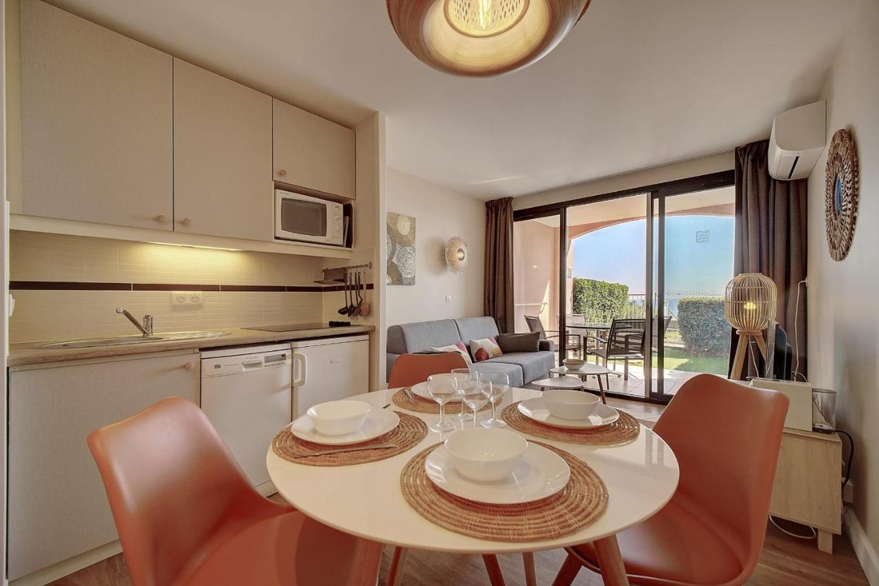 Apartment Immogroom - Sea View- Pool- Parking- Garden
