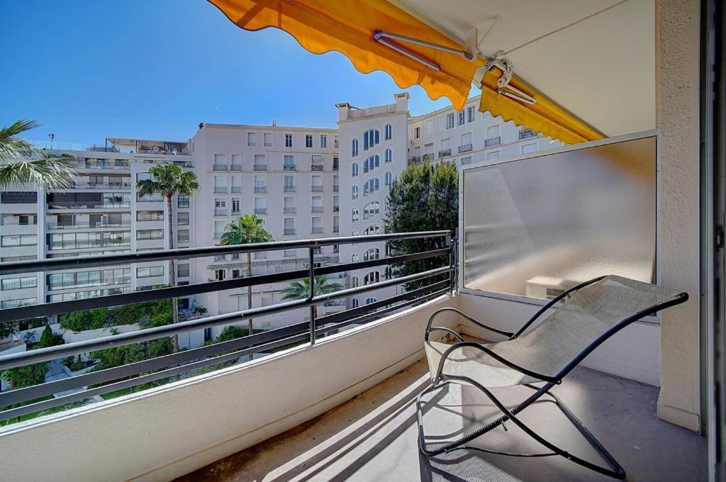 Moderne Et Lumineux Proche Croisette A0b132 * Cannes