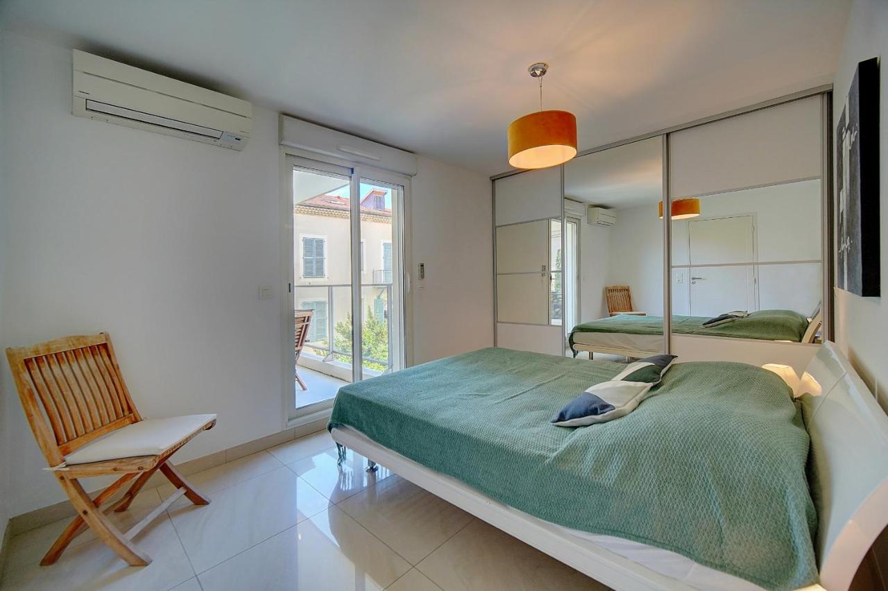 2 Pieces Moderne Avec Terrasse Et Parking A 3mn Des Plages !l- A1b230 * Cannes