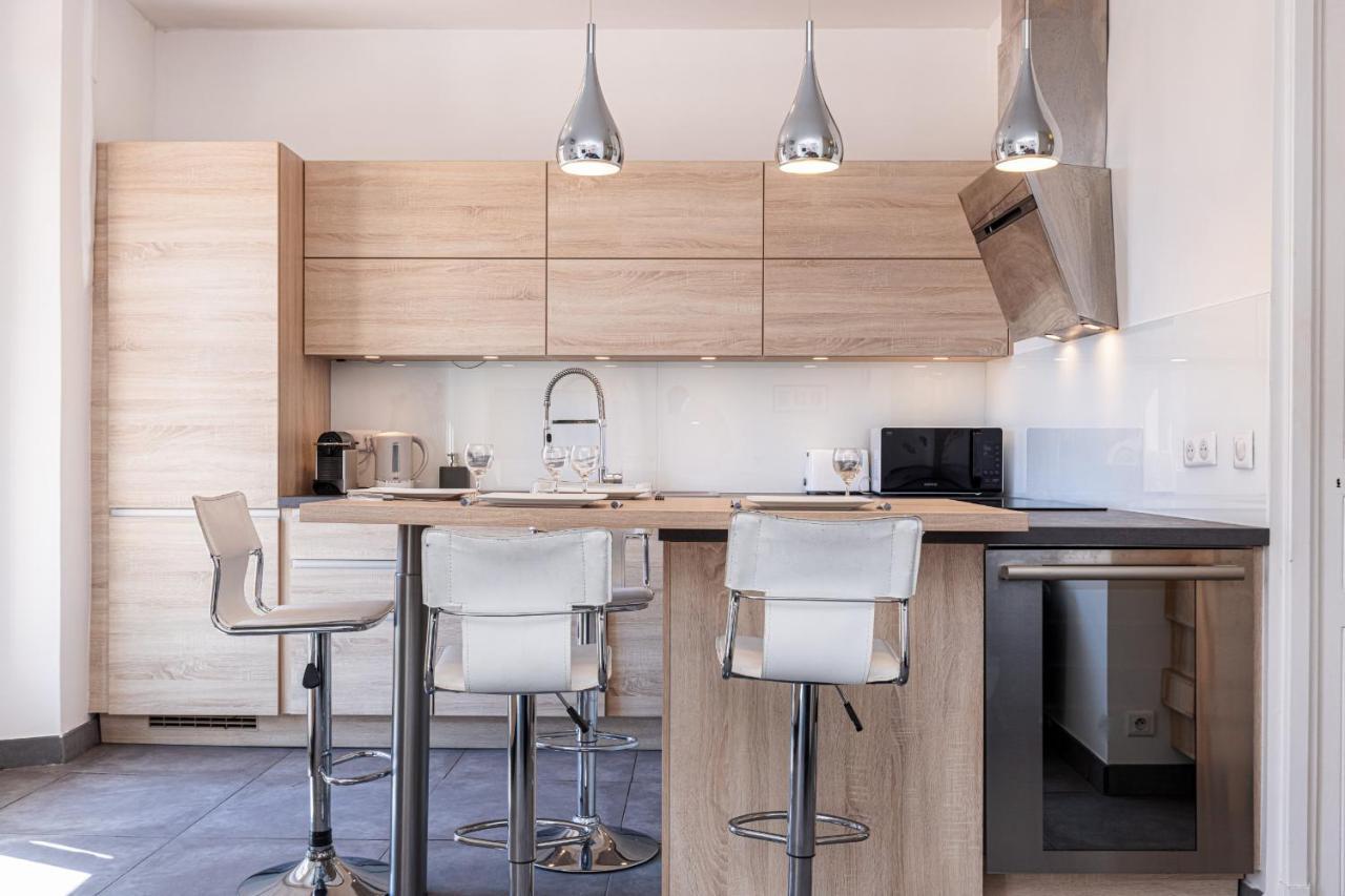 2 Bdrs Downtown & Ac - 3 Minutes To The Palais Cannes