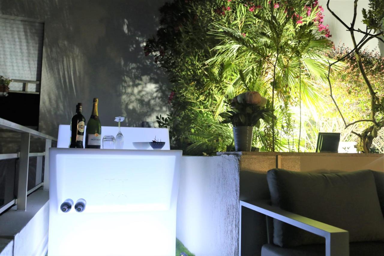 Rooftop Croisette/alexandre Iii