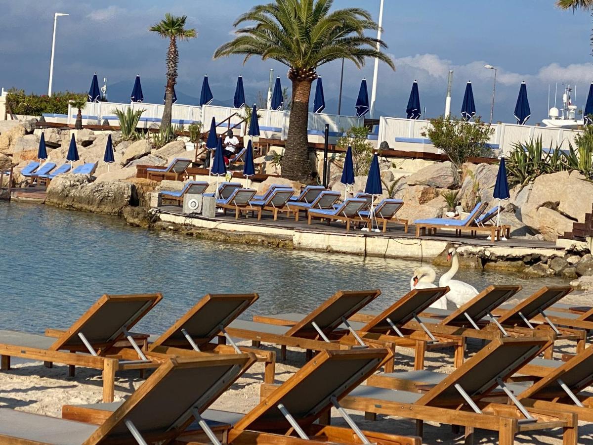 Croisette &palm Beach,parking