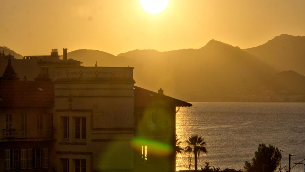 Hébergement de vacances 3 Starsstudio54 23 Ave Laugier100m Plages Mistral *