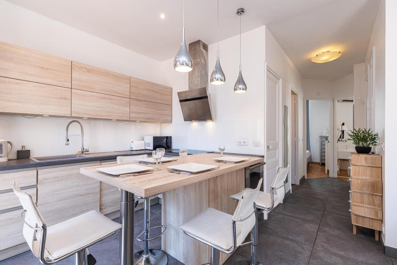 2 Bdrs Downtown & Ac - 3 Minutes To The Palais Appartement Cannes