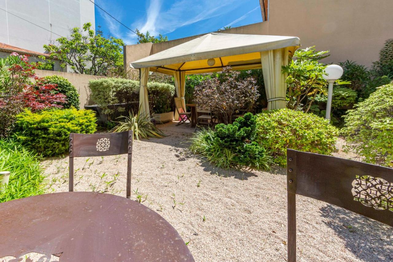2 Bedrooms2 Bathroomsdouble Terrace & Garden In Palm Area Cannes