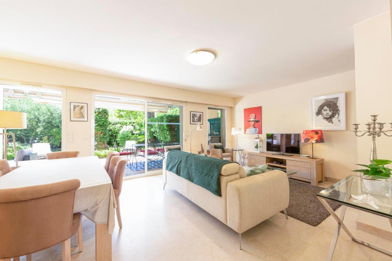 Apartment 2 Bedrooms2 Bathroomsdouble Terrace & Garden In Palm Area Cannes