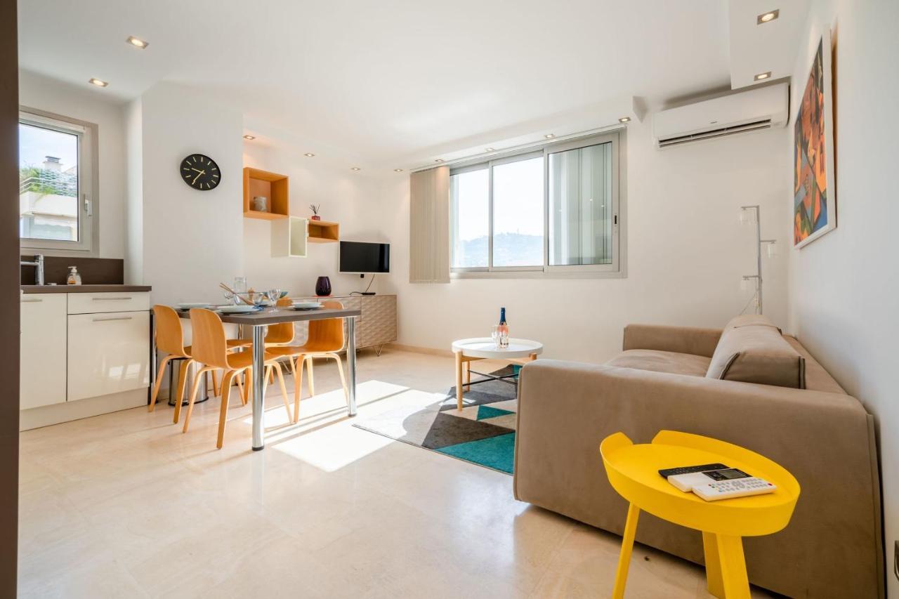 2-bedroom In Grand Apartment *